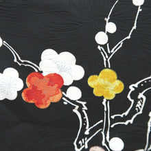 Load image into Gallery viewer, Haori Jacket Vintage(1950-1980) Black Embroidery Ume Branch Silk #9592H4