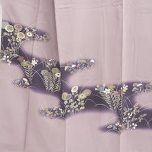 Load image into Gallery viewer, Kimono Pale Purple Chrysanthemum Bellflower Silk #9337F3