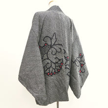 Load image into Gallery viewer, Haori Jacket Vintage(1950-1980) Black Full Shibori Flower Silk #9438G3