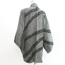 Load image into Gallery viewer, Haori Jacket Vintage(1950-1980) Black Shibori Leaves Silk #9177E1
