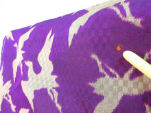 Load image into Gallery viewer, Haori Jacket Vintage(Pre-1920) Purple Ichimatsu moyou Crane Birds #60
