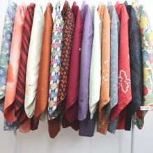 Load image into Gallery viewer, Bundle 15pcs Silk Haori Jacket Wholesale Bulk Free Shipping #566
