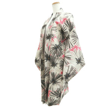 Load image into Gallery viewer, Haori Jacket Vintage(1920-1950) Gray Reddish Pink Meisen Chrysanthemum Silk #11040A3
