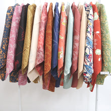 Load image into Gallery viewer, Bundle 15pcs Silk Haori Jacket Wholesale Bulk Free Shipping #677
