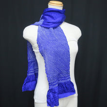 Load image into Gallery viewer, Silk Japanese Obiage Shibori Blue 55.1x5.9in(140x15cm) A#10021
