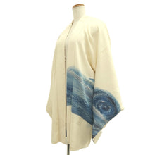 Load image into Gallery viewer, Haori Jacket Vintage(1950-1980) Cream white Curling Wave Silk #10840E2
