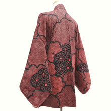 Load image into Gallery viewer, Haori Jacket Vintage(1950-1980) Red Black Shibori Chrysanthemum Silk #10108D2
