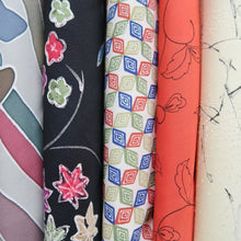 Load image into Gallery viewer, Bundle 15pcs Silk Haori Jacket Wholesale Bulk Free Shipping #734
