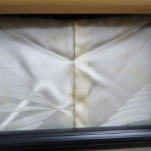 Load image into Gallery viewer, Haori Jacket Vintage(1950-1980) Black Branch Silk #10810E1
