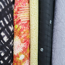 Load image into Gallery viewer, Bundle 15pcs Silk Haori Jacket Wholesale Bulk Free Shipping #698
