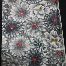 Load image into Gallery viewer, KK1502A2 Silk Kimono Fabric Vintage(1920-1950) Meisen White 48.4x12.6in(123x32cm)
