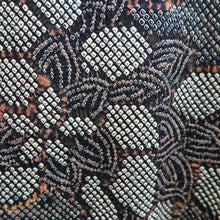 Load image into Gallery viewer, Haori Jacket Vintage(1950-1980) Black Tan Full Shibori Floral pattern Silk #10950F2
