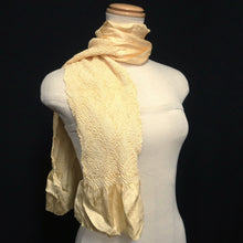 Load image into Gallery viewer, Silk Japanese Obiage Shibori Light Yellow 48.8x6.3in(124x16cm) A#10053
