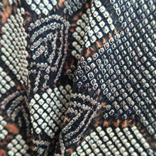 Load image into Gallery viewer, Haori Jacket Vintage(1950-1980) Black Tan Full Shibori Floral pattern Silk #10950F2
