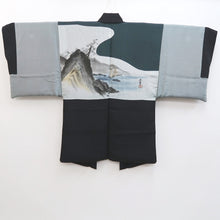 Load image into Gallery viewer, Men&#39;s Haori Vintage(1950-1980) Black Habutae Landscape Silk #9978C2
