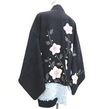 Load image into Gallery viewer, Haori Jacket Vintage(1950-1980) Black Shibori Ryusui Flower Silk #9727A1
