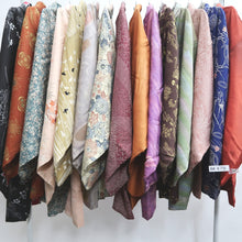 Load image into Gallery viewer, Bundle 15pcs Silk Haori Jacket Wholesale Bulk Free Shipping #478
