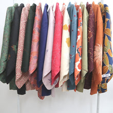 Load image into Gallery viewer, Bundle 15pcs Silk Haori Jacket Wholesale Bulk Free Shipping #782
