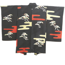 Load image into Gallery viewer, Haori Jacket Vintage(1950-1980) Black Pine Tree Silk #11061A4
