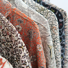 Load image into Gallery viewer, Bundle 12pcs Silk Vintage Haori Jacket Wholesale Bulk Free Shipping #791
