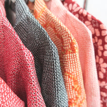 Load image into Gallery viewer, Bundle 12pcs Silk Vintage Full Shibori Haori Wholesale Bulk Free Shipping #752
