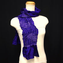 Load image into Gallery viewer, Silk Japanese Obiage Shibori Deep Purple Blue 48.0x5.1in(122x13cm) A#10035
