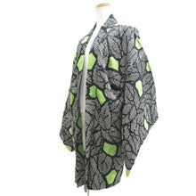 Load image into Gallery viewer, Haori Jacket Vintage(1950-1980) Black Green Shibori Leaves Silk #10581C1
