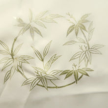 Load image into Gallery viewer, Juban White Gold Peony Plum blossom Silk #10514B2
