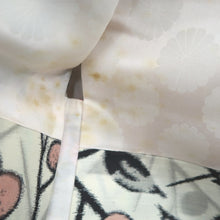 Load image into Gallery viewer, Haori Jacket Vintage(1920-1950) White Meisen Floral pattern Silk #11001F5
