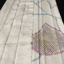 Load image into Gallery viewer, KK1380B7 Silk Kimono Fabric Vintage(1950-1980) Shibori White 72.0x12.2in(183x31cm)
