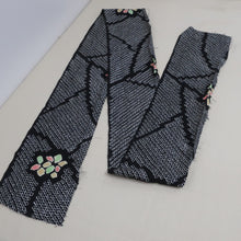 Load image into Gallery viewer, CC1014C1 Silk 4pcs Bundle Kimono Fabric Shibori Black 78.7x5.9in(200x15cm)
