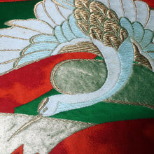Load image into Gallery viewer, BB10093AF Silk Obi Fabric Crane Birds Green 96.5x10.6in(245x27cm)
