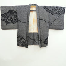 Load image into Gallery viewer, Haori Jacket Vintage(1950-1980) Black Shibori Chrysanthemum Silk #10095D2
