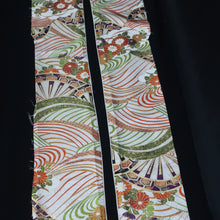 Load image into Gallery viewer, CC1002C1 Silk 8pcs Bundle Kimono Fabric Flower Navy White 55.1x5.9in(140x15cm)
