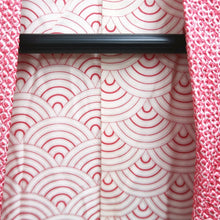 Load image into Gallery viewer, Haori Jacket Vintage(1950-1980) Reddish Pink Full Shibori Flower Silk #10215E2
