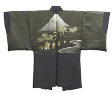 Load image into Gallery viewer, Men's Haori Vintage(1950-1980) Black Montsuki Habutae Mountain Silk #10880E4
