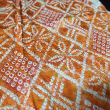 Load image into Gallery viewer, KK1381B7 Silk Kimono Fabric Vintage(1950-1980) Shibori Orange 82.3x10.6in(209x27cm)
