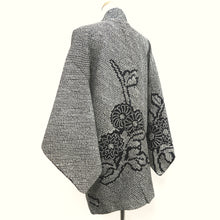 Load image into Gallery viewer, Haori Jacket Vintage(1950-1980) Black Full Shibori Chrysanthemum Silk #10216E2
