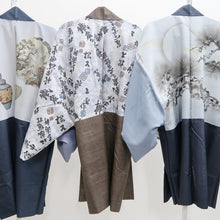 Load image into Gallery viewer, Bundle 12pcs Silk Vintage Men&#39;s Graphic Lining Haori Jacket Free Shipping #720
