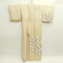 Load image into Gallery viewer, Kimono Pale Yellow Chrysanthemum Tall Silk #9925B4
