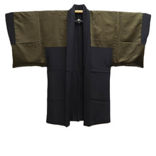 Load image into Gallery viewer, Men&#39;s Haori Vintage(1950-1980) Black Montsuki Takarabune Silk #10437A3
