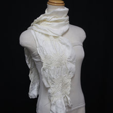 Load image into Gallery viewer, Silk Japanese Obiage Shibori White 53.5x5.5in(136x14cm) A#10018
