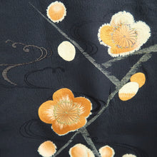 Load image into Gallery viewer, Haori Jacket Vintage(1950-1980) Black Gold Plum blossom Branch Silk #11063A4
