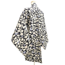 Load image into Gallery viewer, Haori Jacket Vintage(1920-1950) Black White Meisen Floral pattern Silk #11033A2
