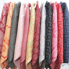 Load image into Gallery viewer, Bundle 15pcs Silk Haori Jacket Wholesale Bulk Free Shipping #654
