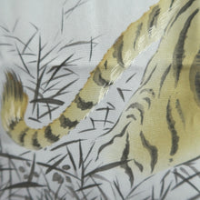 Load image into Gallery viewer, Men&#39;s Juban Blueish Gray Tiger Silk #10294E5
