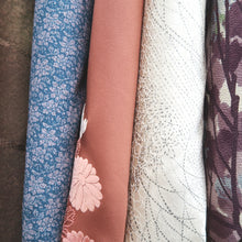 Load image into Gallery viewer, Bundle 15pcs Silk Haori Jacket Wholesale Bulk Free Shipping #480
