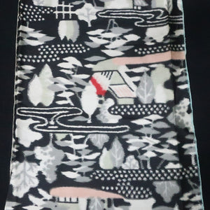 KK1479A2 Silk Kimono Fabric Vintage(1950-1980) Meisen Black 61.0x12.2in(155x31cm)