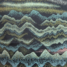 Load image into Gallery viewer, Haori Jacket Vintage(1950-1980) Black Gold Wave Silk #9864B2
