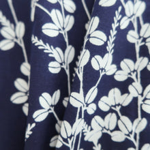 Load image into Gallery viewer, Yukata Vintage(1950-1980) Navy Botanical Cotton #11098B1
